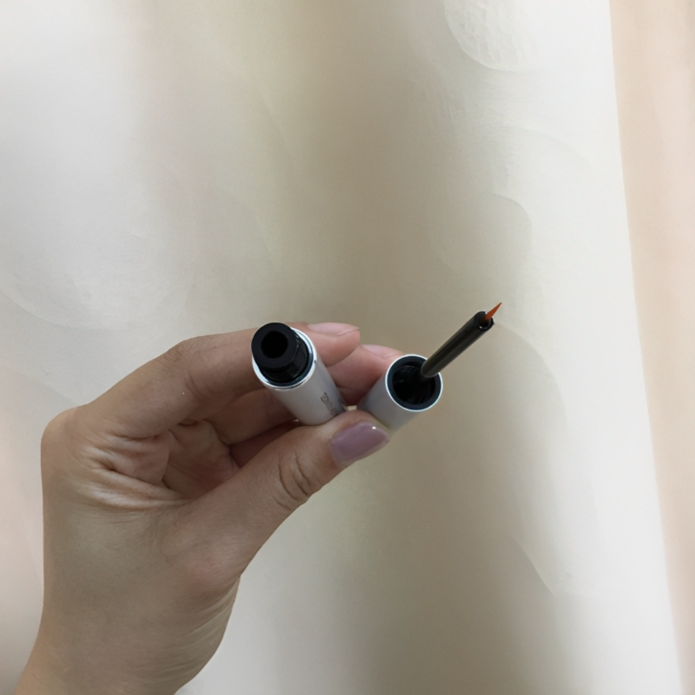   SleekStrands™ | Wimpernwachstumsserum VIVAR